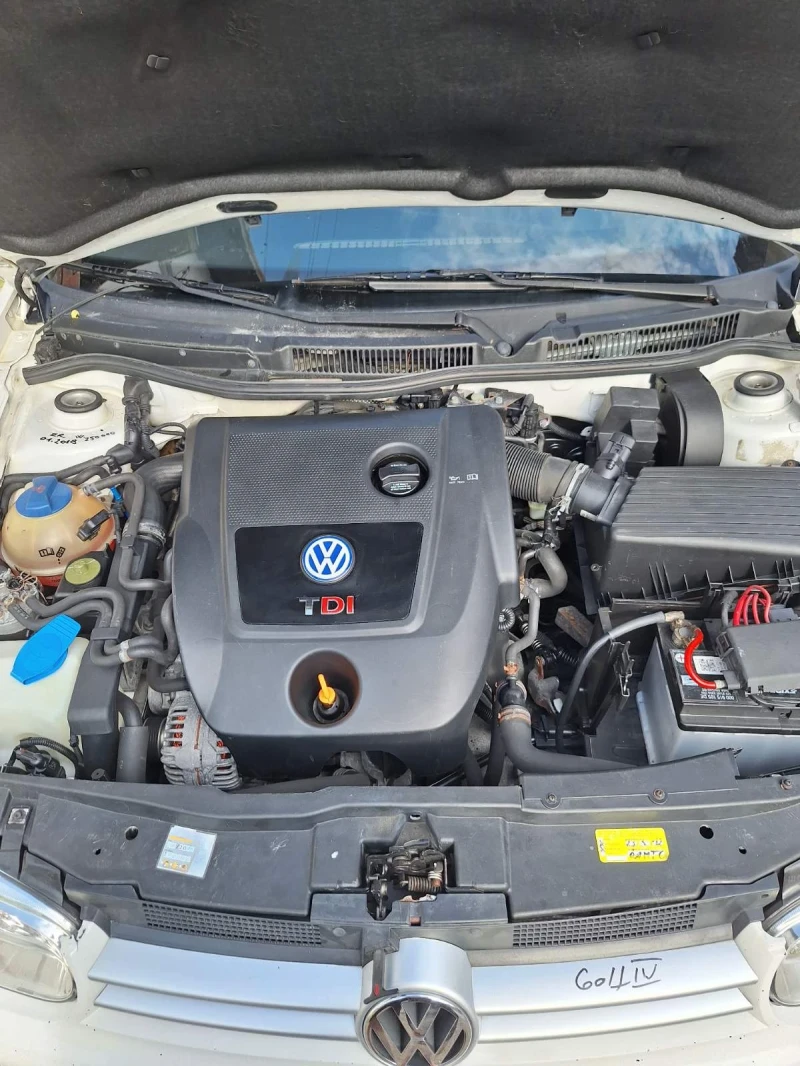 VW Golf 1.9 TDI 101 к.с , снимка 10 - Автомобили и джипове - 46981622