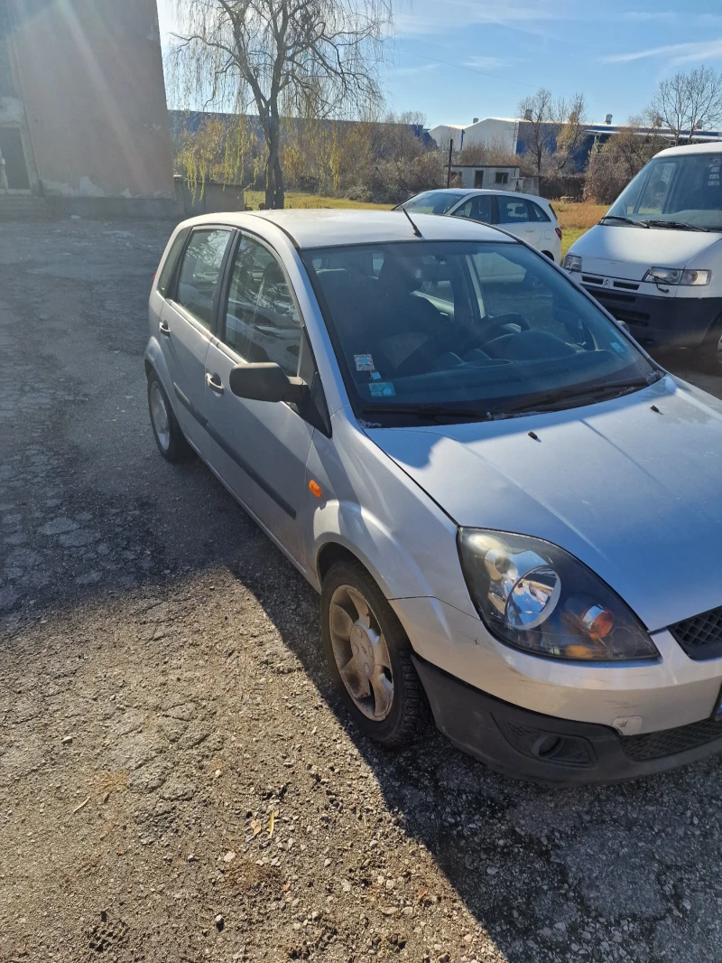 Ford Fiesta, снимка 3 - Автомобили и джипове - 48261723