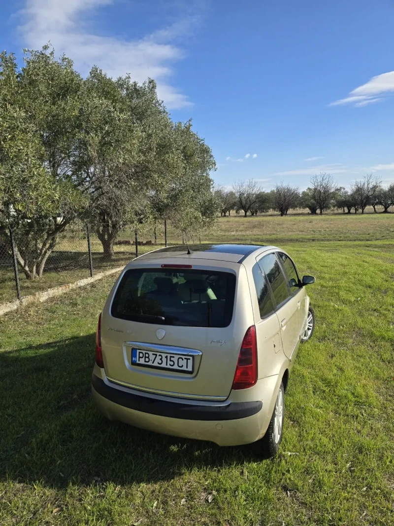 Lancia Musa 1.9 multijet, снимка 10 - Автомобили и джипове - 49477480