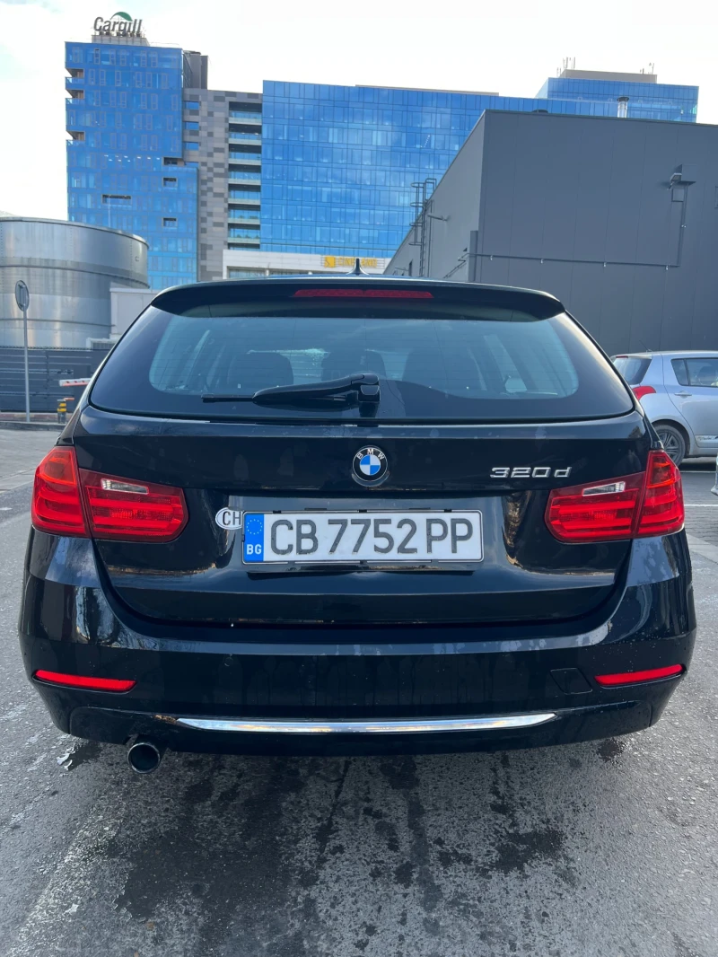 BMW 320, снимка 9 - Автомобили и джипове - 48825086