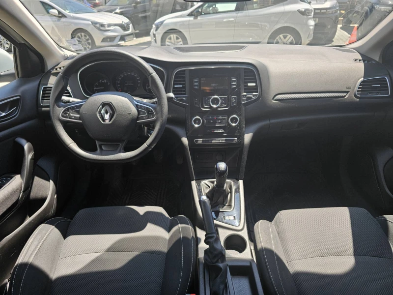 Renault Megane 1.3 TCe 115, снимка 7 - Автомобили и джипове - 51189969