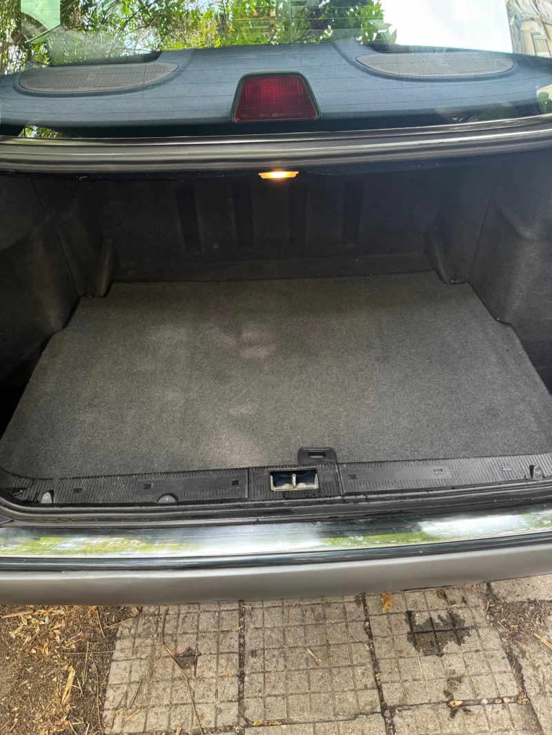 Mercedes-Benz E 250 Elegance , снимка 13 - Автомобили и джипове - 51702315