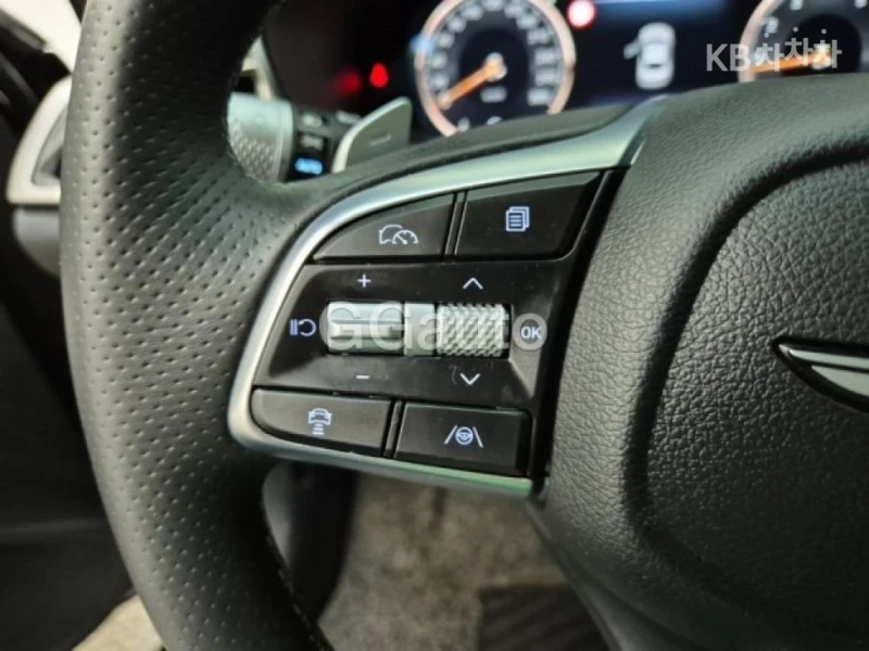 Genesis G70 2.5T AWD стандарт ЛИЗИНГ БЕЗ ПЪРВОНАЧАЛНА ВНОСКА, снимка 12 - Автомобили и джипове - 52650496