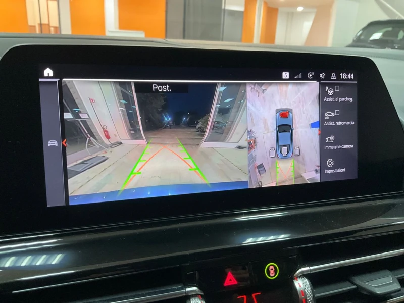 BMW 840 d xDrive M Sport 360/ H/K , снимка 10 - Автомобили и джипове - 52500456