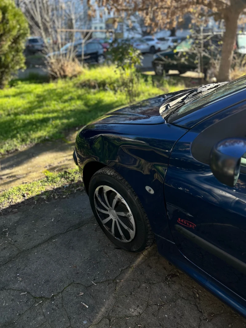 Peugeot 206, снимка 2 - Автомобили и джипове - 52774819