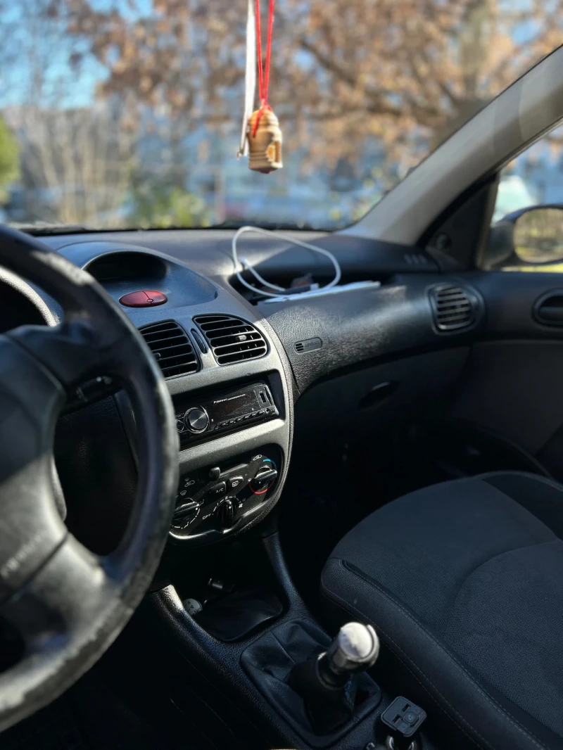 Peugeot 206, снимка 6 - Автомобили и джипове - 52774819