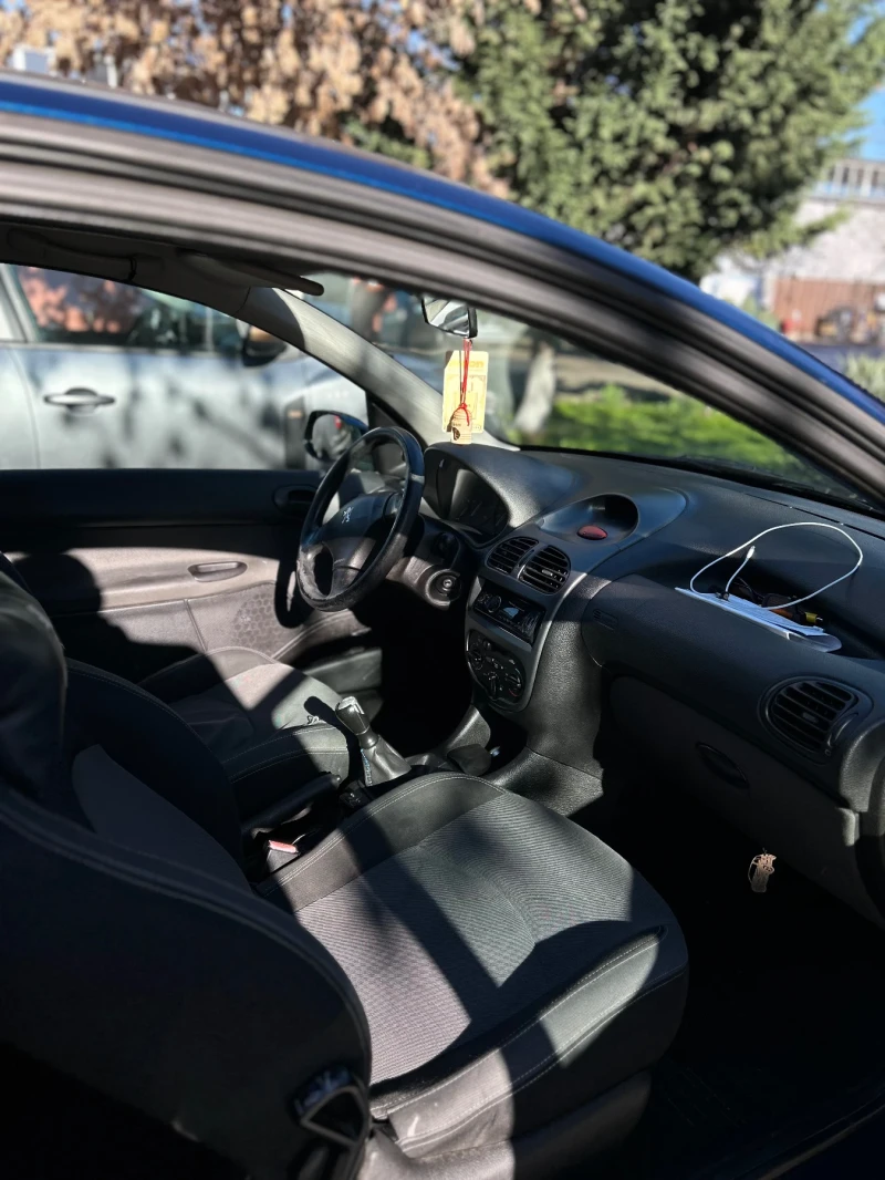Peugeot 206, снимка 8 - Автомобили и джипове - 52774819