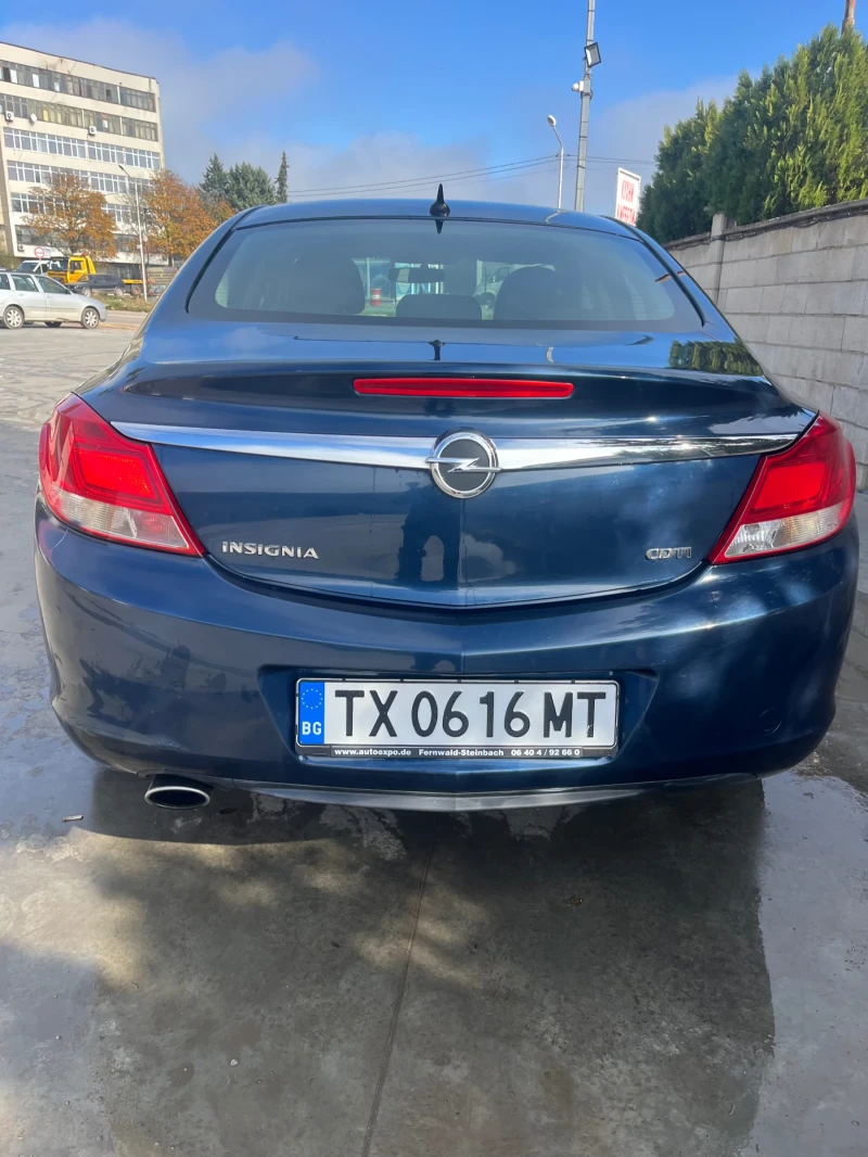 Opel Insignia, снимка 2 - Автомобили и джипове - 52927138