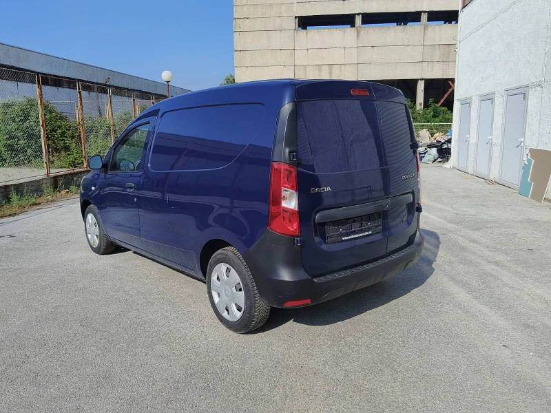 Dacia Dokker 1.6 Sce, снимка 7 - Автомобили и джипове - 53437689