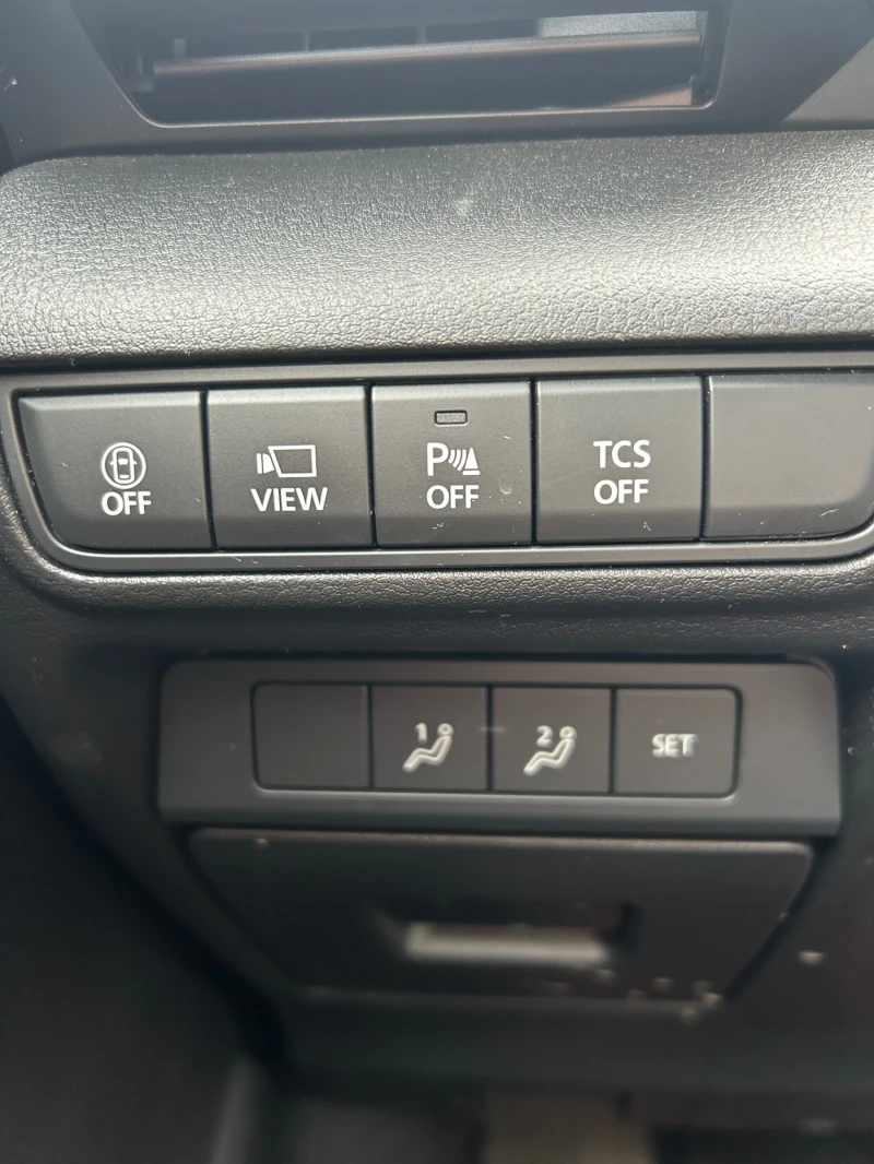 Mazda MX-30, снимка 10 - Автомобили и джипове - 53475274