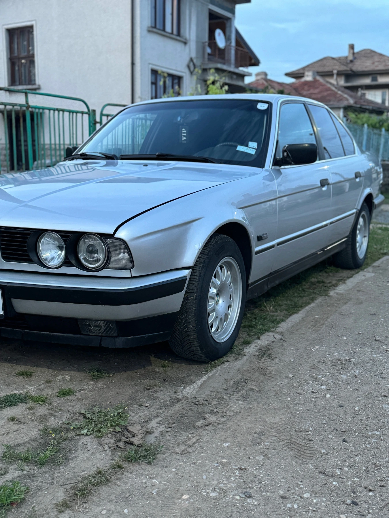 BMW 520 520i - изображение 5