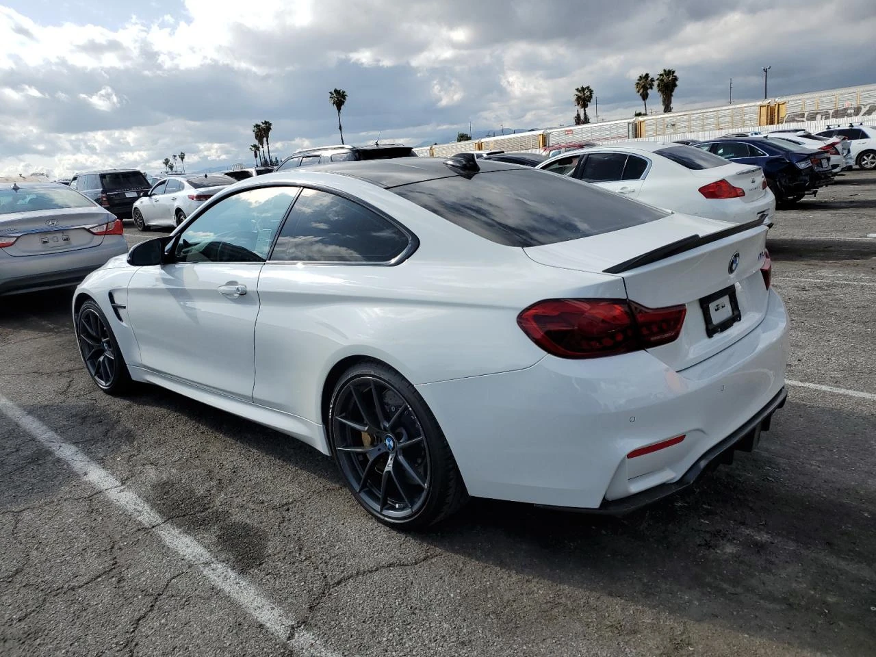BMW M4 CS CARBON CERAMIC - изображение 4