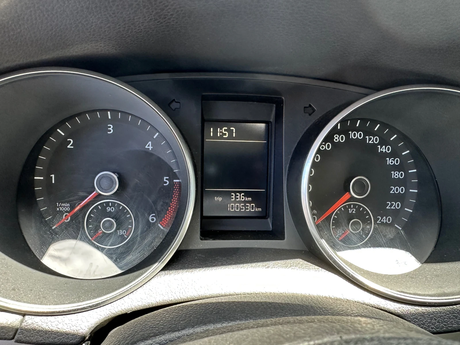 VW Golf 6-2.0-TDI-110k.c - изображение 9
