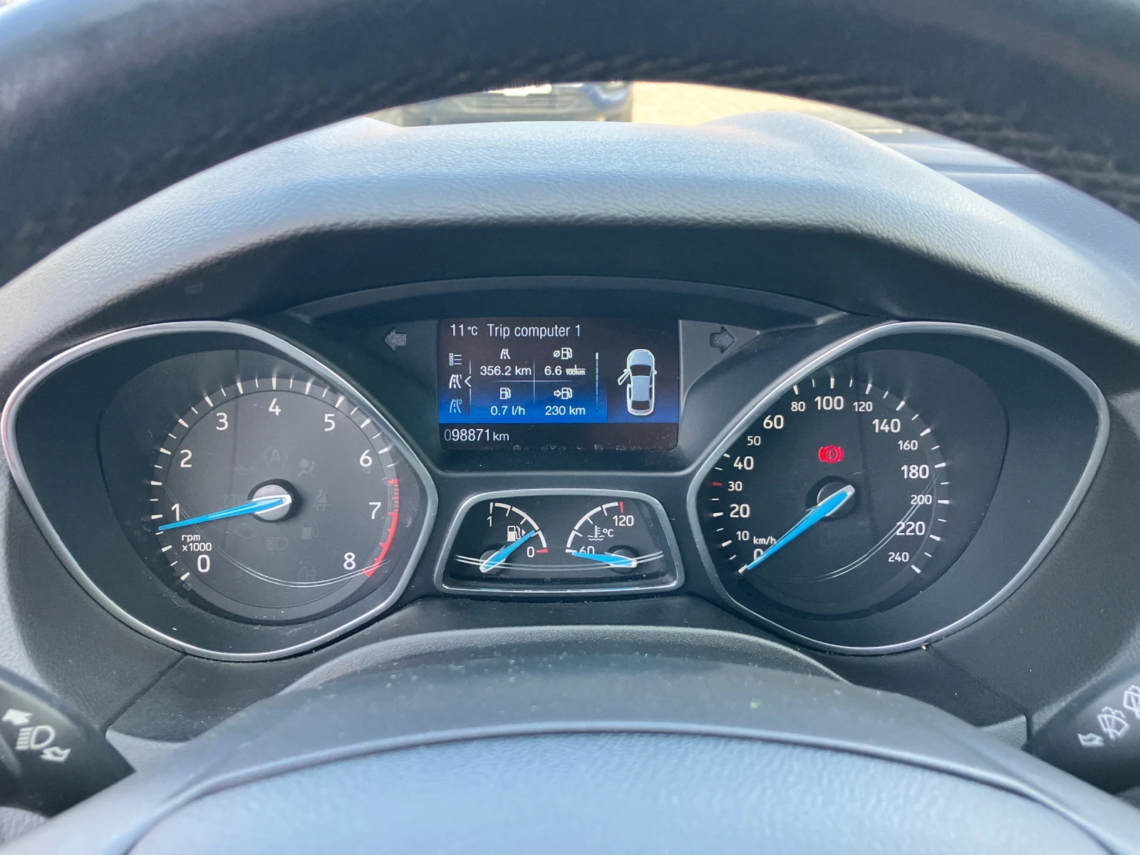 Ford Focus 100к.с/Екобууст/99000км/Гаранция - изображение 7