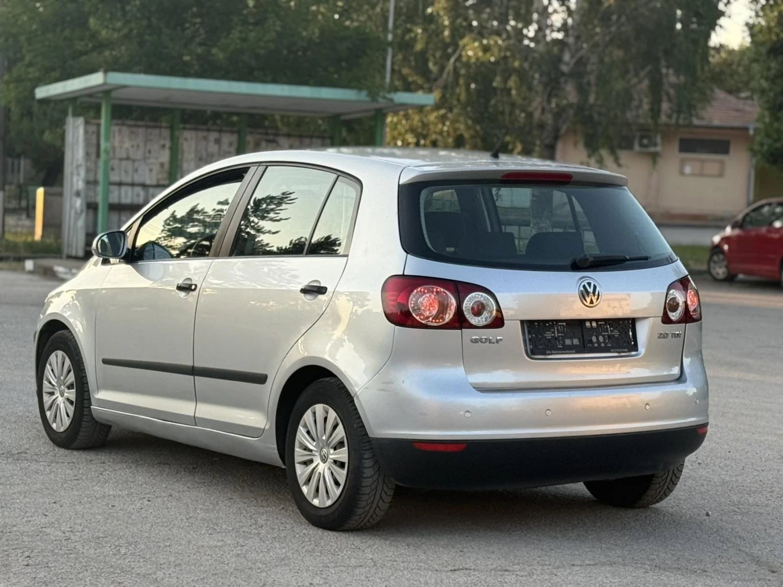 VW Golf Plus 2.0TDI - изображение 6
