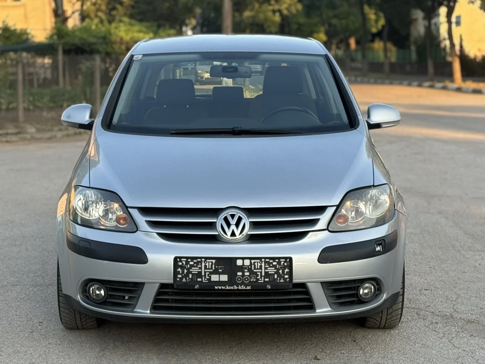 VW Golf Plus 2.0TDI - изображение 2