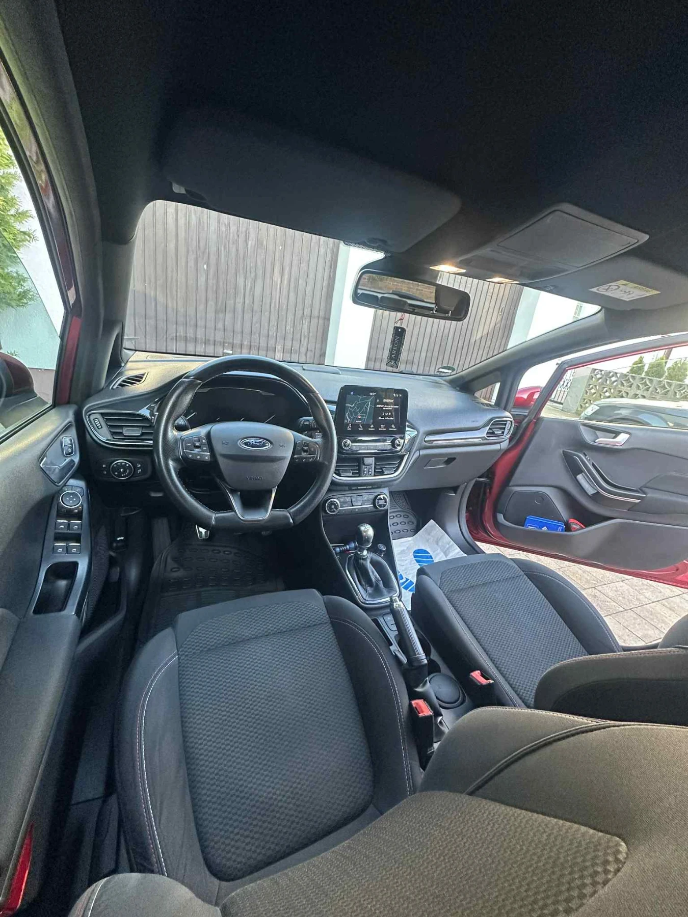 Ford Fiesta ST-line  - изображение 6