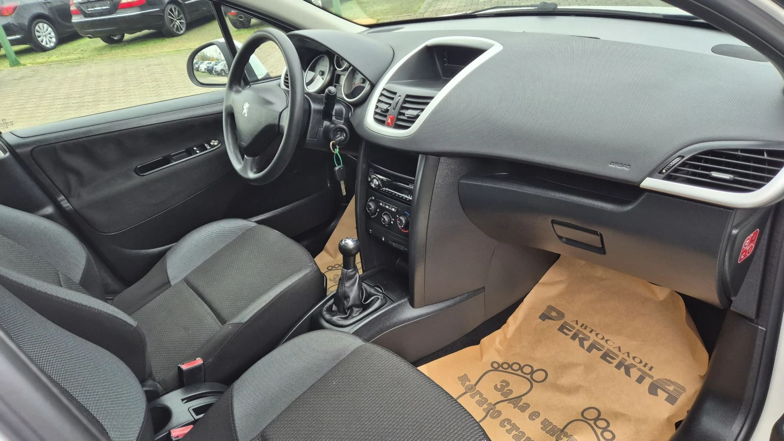 Peugeot 207 1.4/ 73.. | Mobile.bg   14