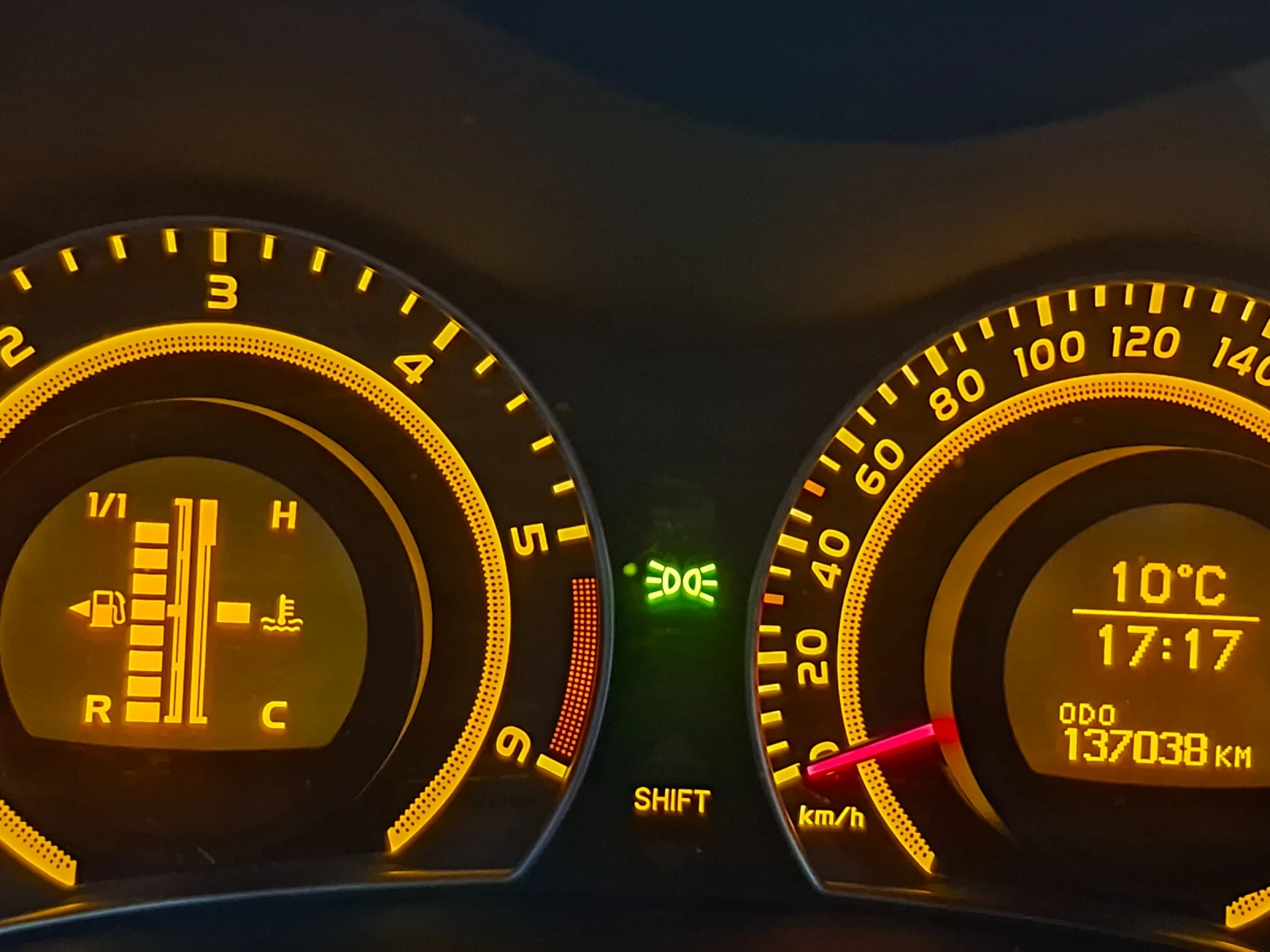 Toyota Auris ��� ��������� | Mobile.bg � ����������� 11