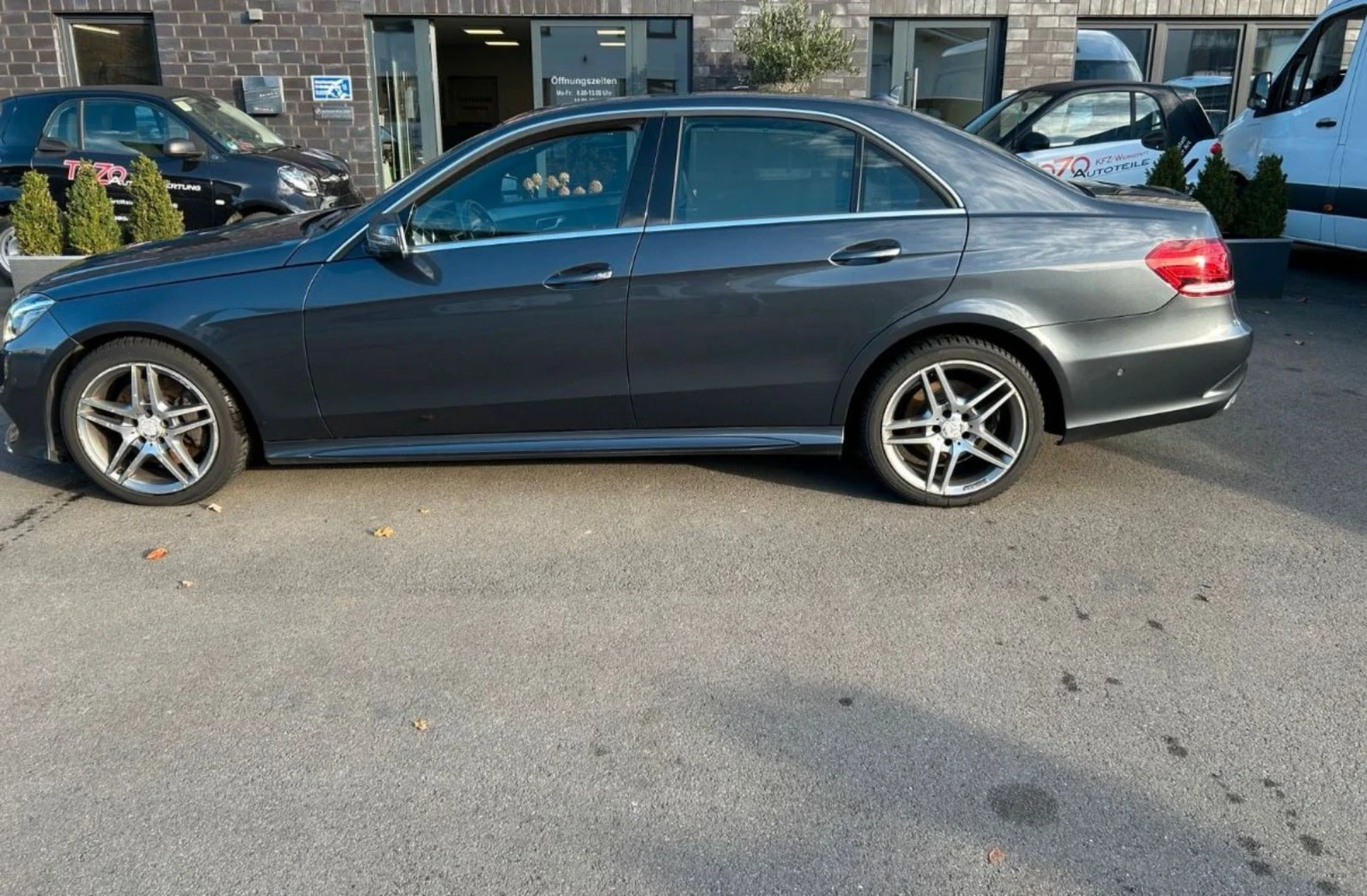 Mercedes-Benz E 350 AMG/Сменени Вериги/Подгрев/Задно/На Пружини - изображение 6