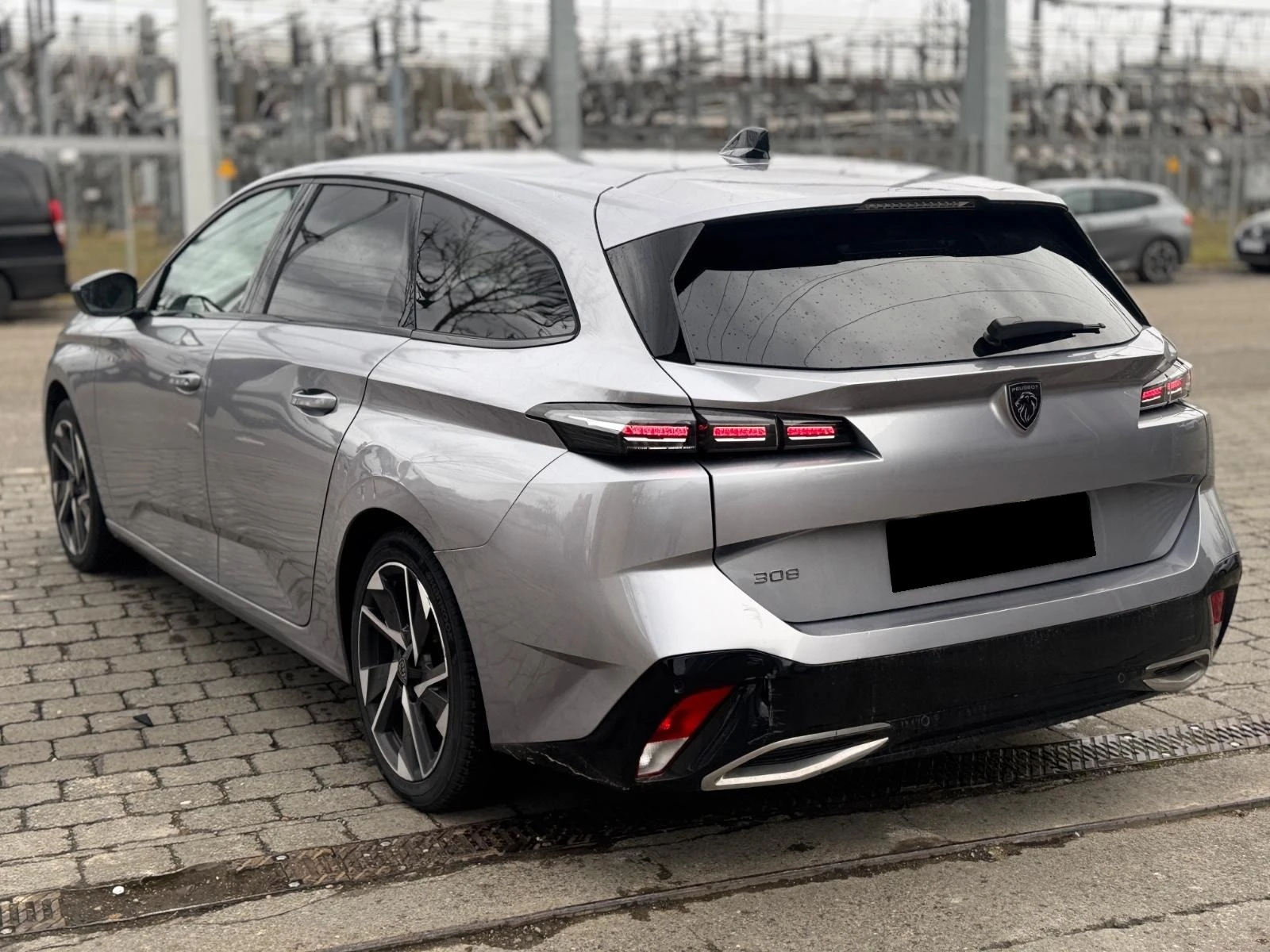 Peugeot 308 HYBRID* 360CAM* LED* CARPLAY*  - изображение 6