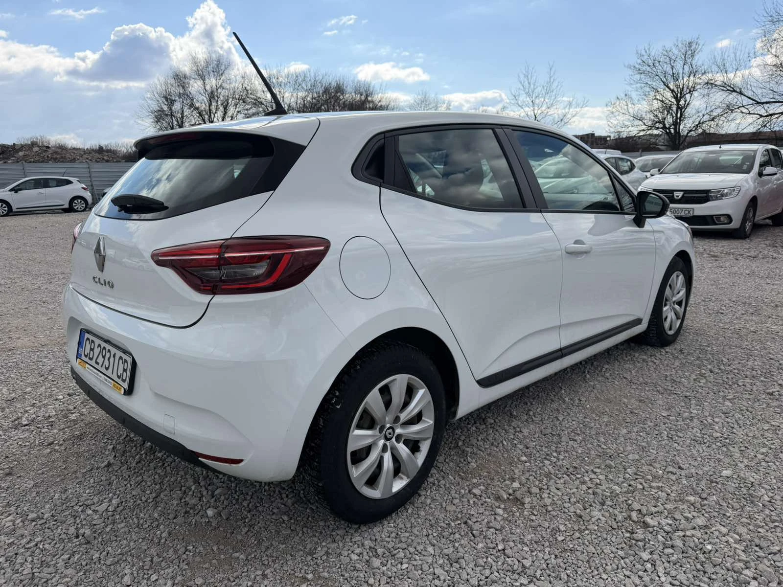 Renault Clio 1.0TCe 92k.c. - изображение 8