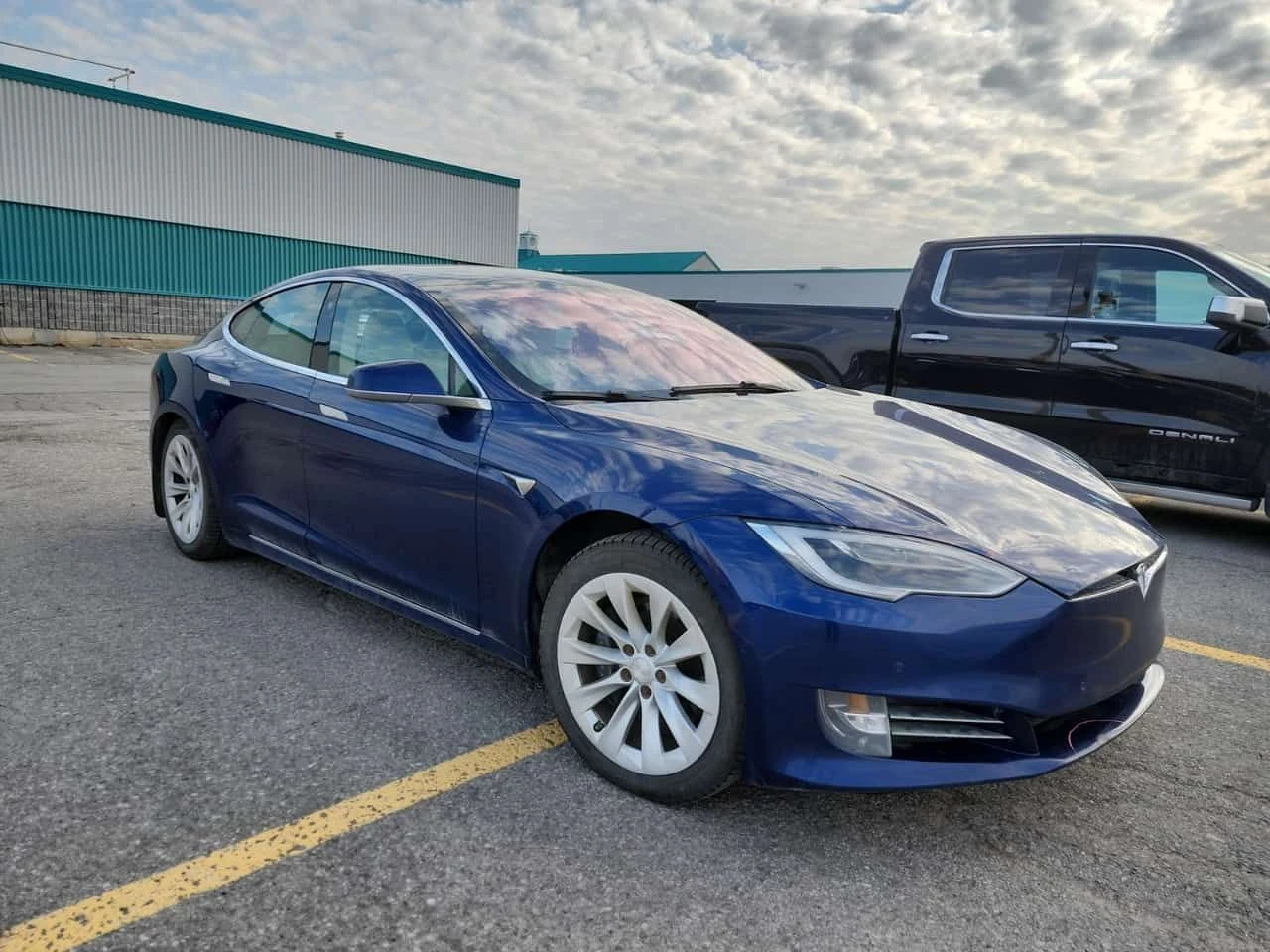 Tesla Model S 75D| ПАМЕТ| АВТОПИЛОТ| CARFAX , снимка 2 - Автомобили и джипове - 54291946