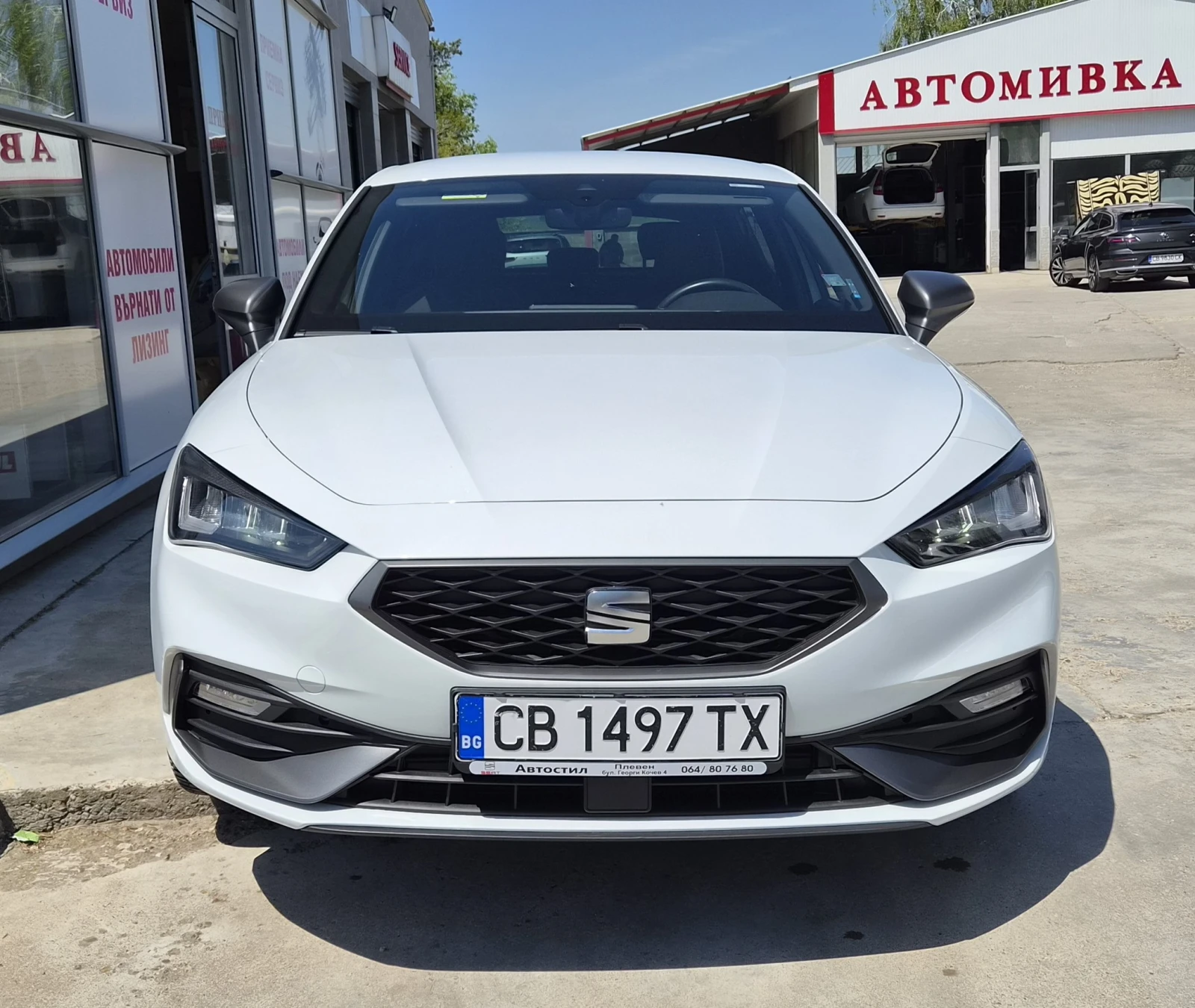 Seat Leon 73хил. км. FR 2023г. БЕНЗИН 150 к.с., снимка 2 - Автомобили и джипове - 54461484