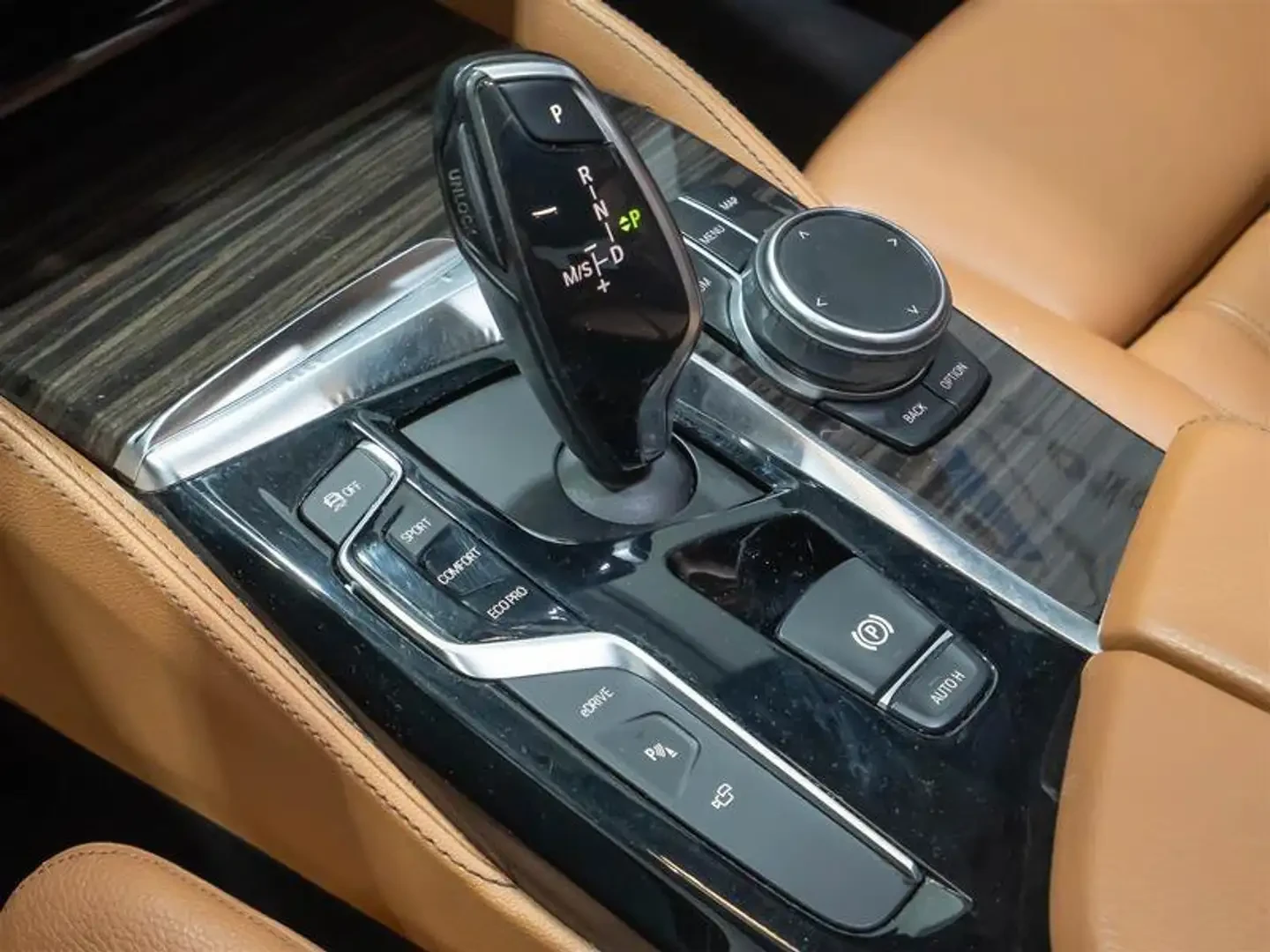 BMW 530E XDRIVE MSPORT+ PANORAMA/360CAM/FULL | Mobile.bg � ����������� 15