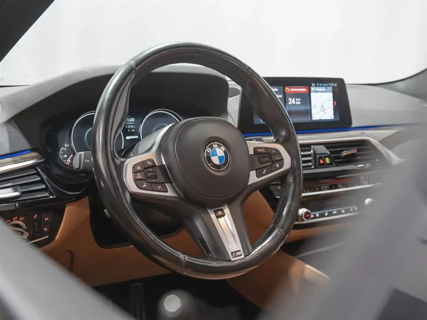 BMW 530E XDRIVE MSPORT+ PANORAMA/360CAM/FULL | Mobile.bg � ����������� 7