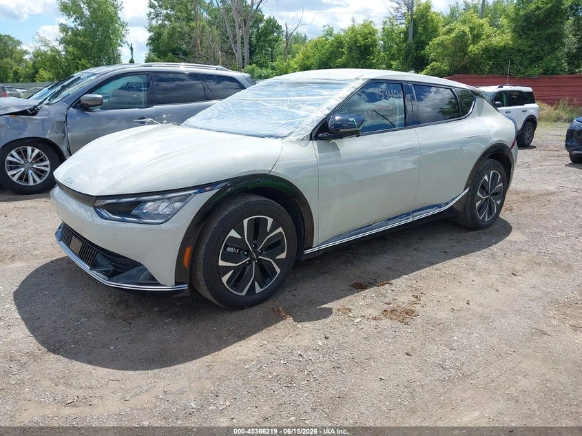 Kia EV6 Wind, снимка 2 - Автомобили и джипове - 55452604