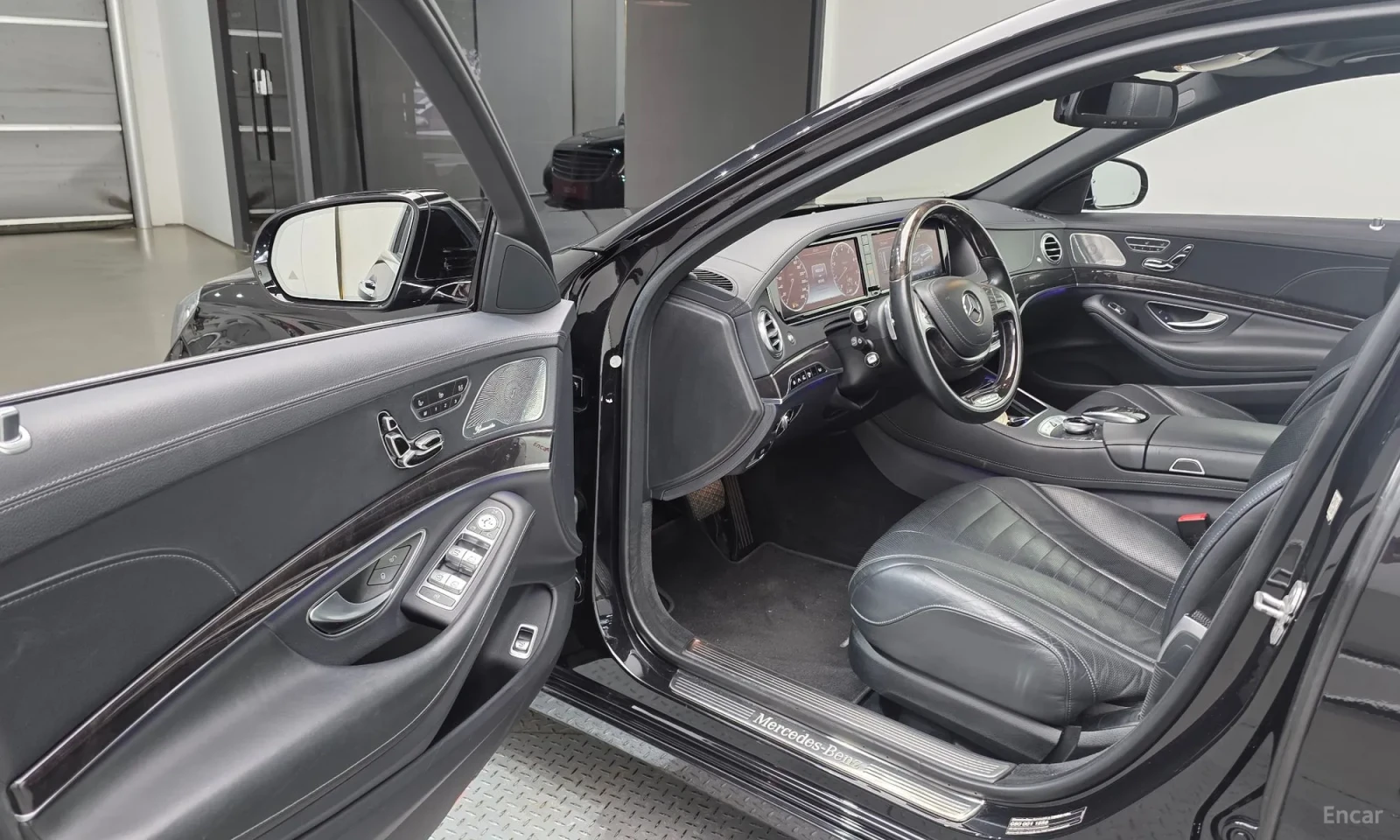 Mercedes-Benz S 500 UNIKAT* TOP OFERTA* PROVERKA NA MQSTO* , снимка 10 - Автомобили и джипове - 55654780