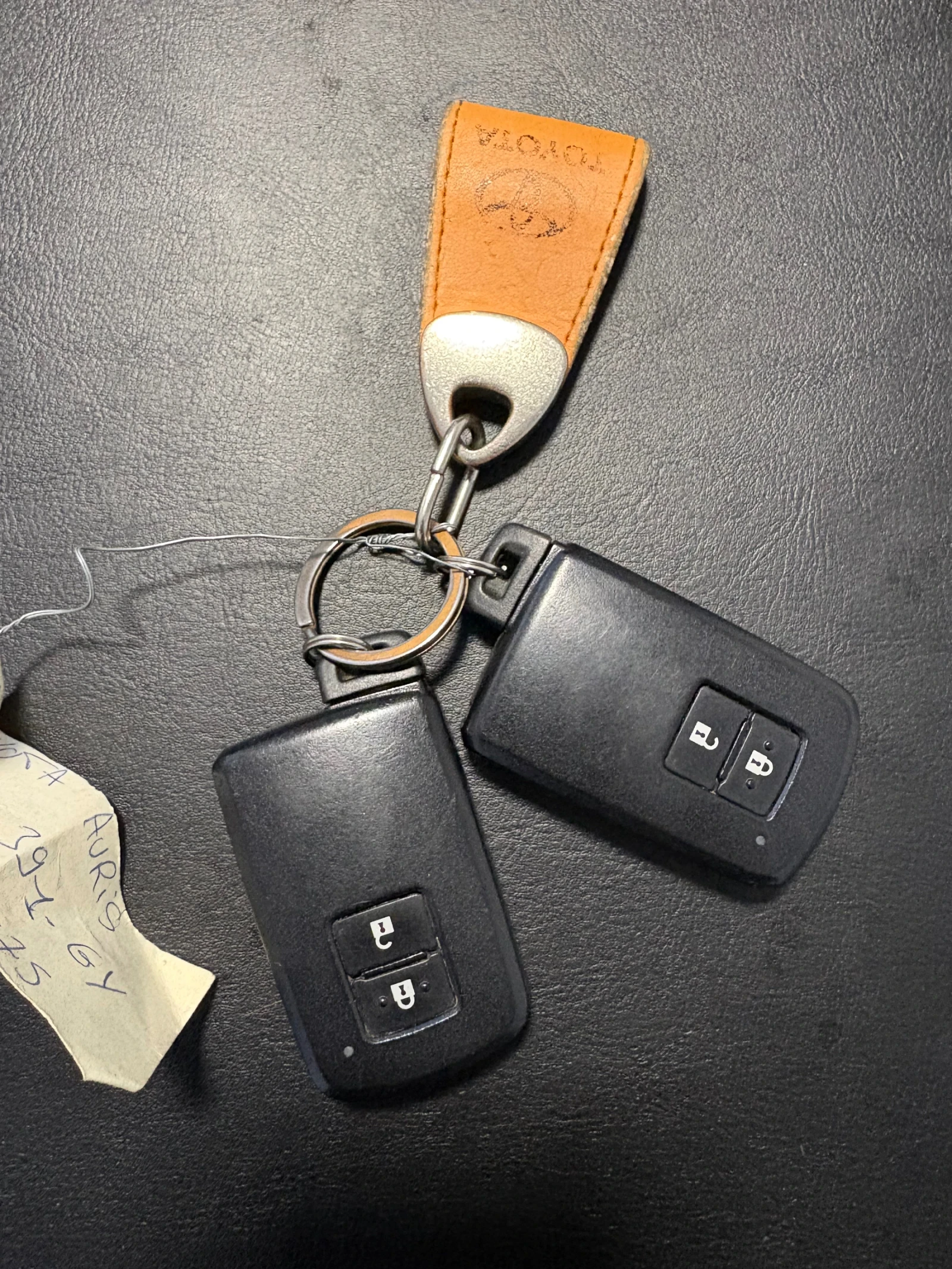 Toyota Auris 2.0 124к.с, снимка 12 - Автомобили и джипове - 55687674