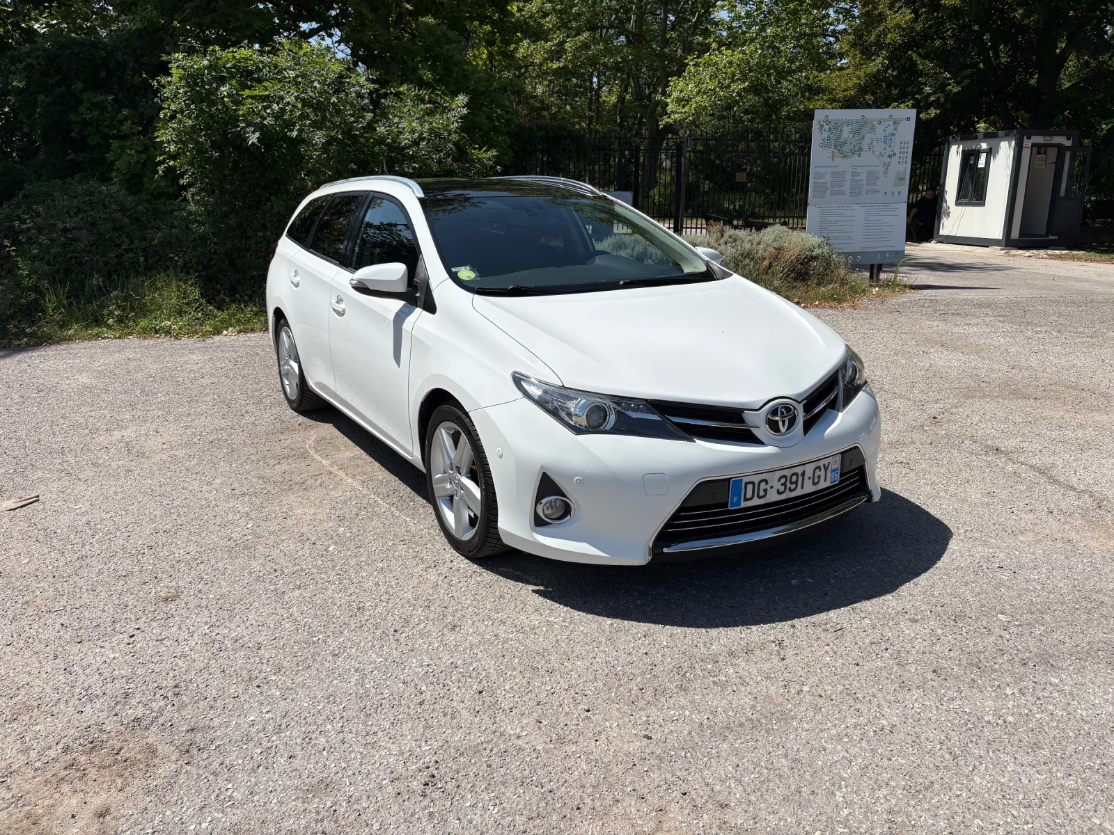 Toyota Auris 2.0 124к.с