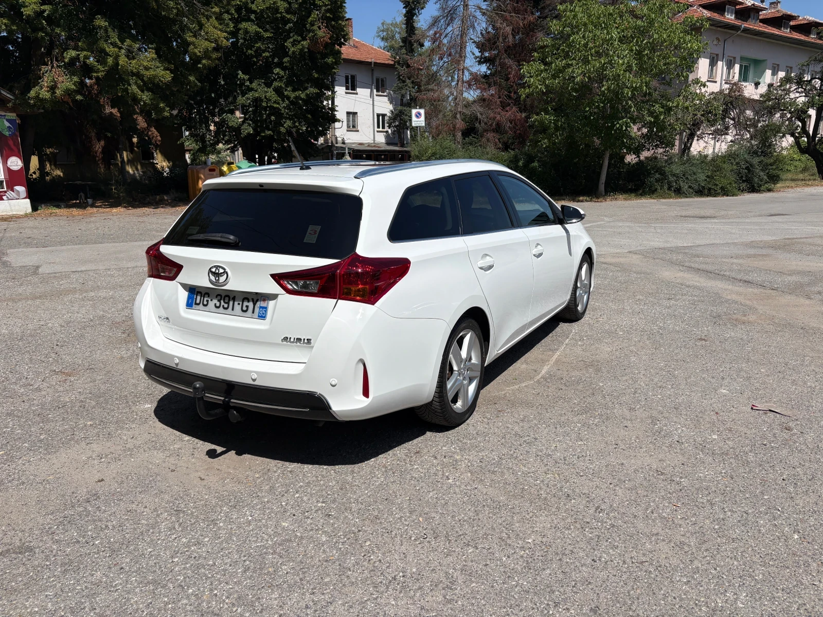 Toyota Auris 2.0 124к.с, снимка 4 - Автомобили и джипове - 55687674