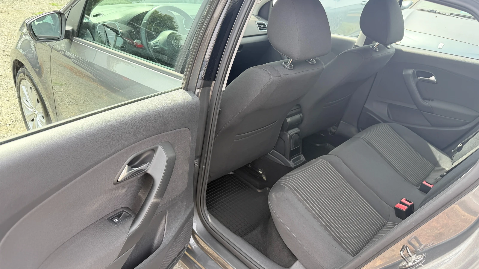 VW Polo 1.2Tsi 90�.�. ��������, ��, ���, LED, PDC | Mobile.bg � ����������� 11