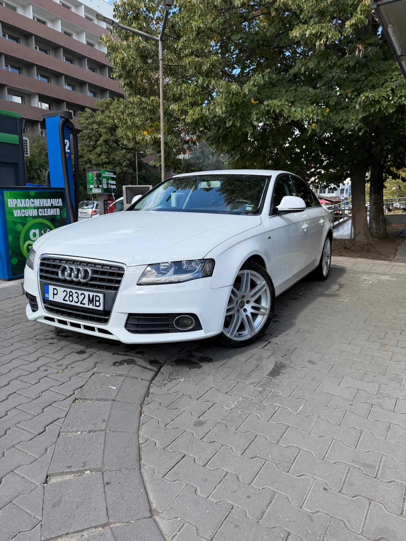 Audi A4 2.0 TDI, S-line