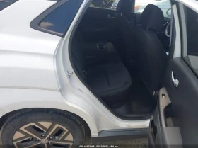 Hyundai Kona Electric Se, снимка 8