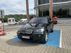 BMW X5 E70 4. 8i V8
