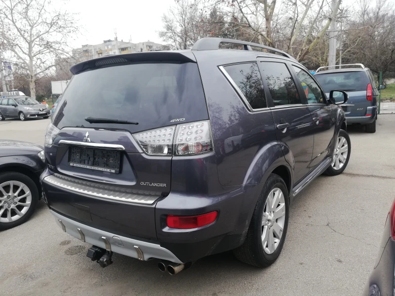 Mitsubishi Outlander 2.2 DID, снимка 2 - Автомобили и джипове - 48871136