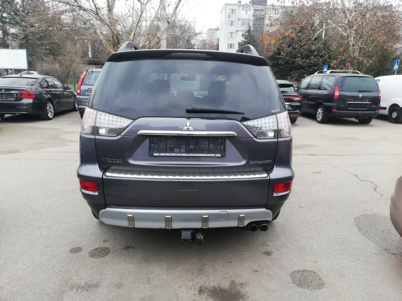 Mitsubishi Outlander 2.2 DID, снимка 5 - Автомобили и джипове - 48871136