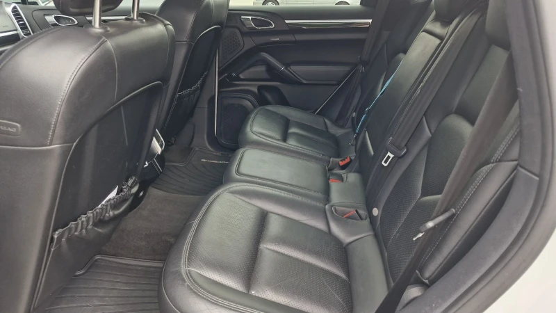 Porsche Cayenne EURO 6 b, снимка 13 - Автомобили и джипове - 51052681