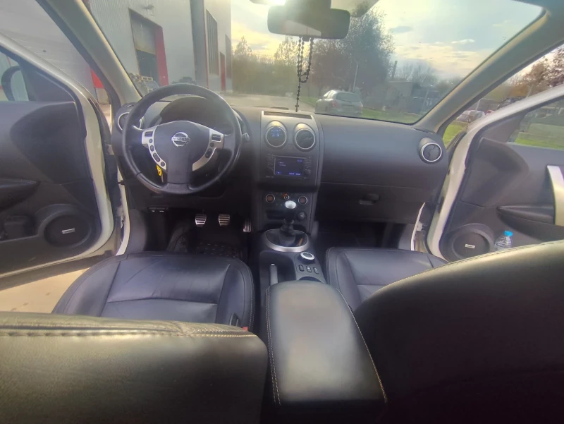 Nissan Qashqai Nissan Qashqai 4?4 Facelift + NAVI+ PANORAMA+ KOJA, снимка 9 - Автомобили и джипове - 52755769