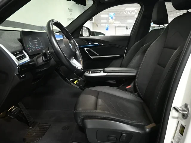 BMW X1 xDrive28i AWD, снимка 17 - Автомобили и джипове - 54423143
