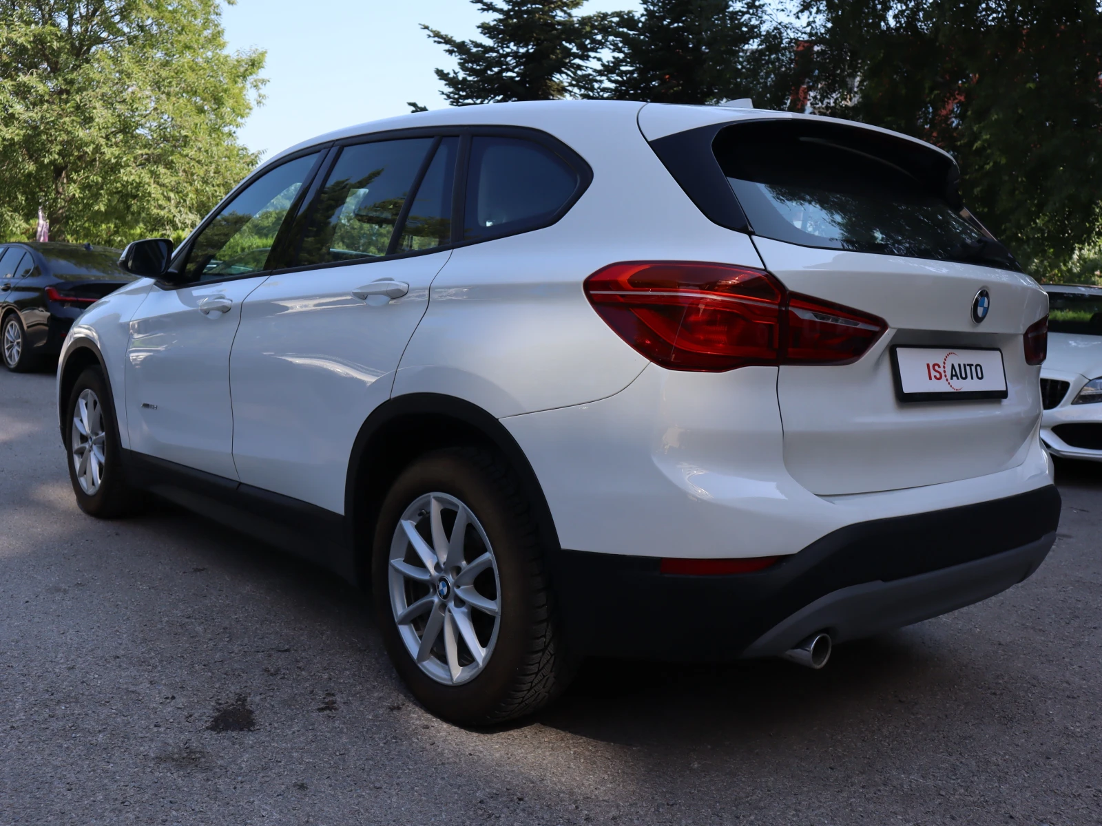 BMW X1 XDrive/Navi/Automat/Подгрев - изображение 6