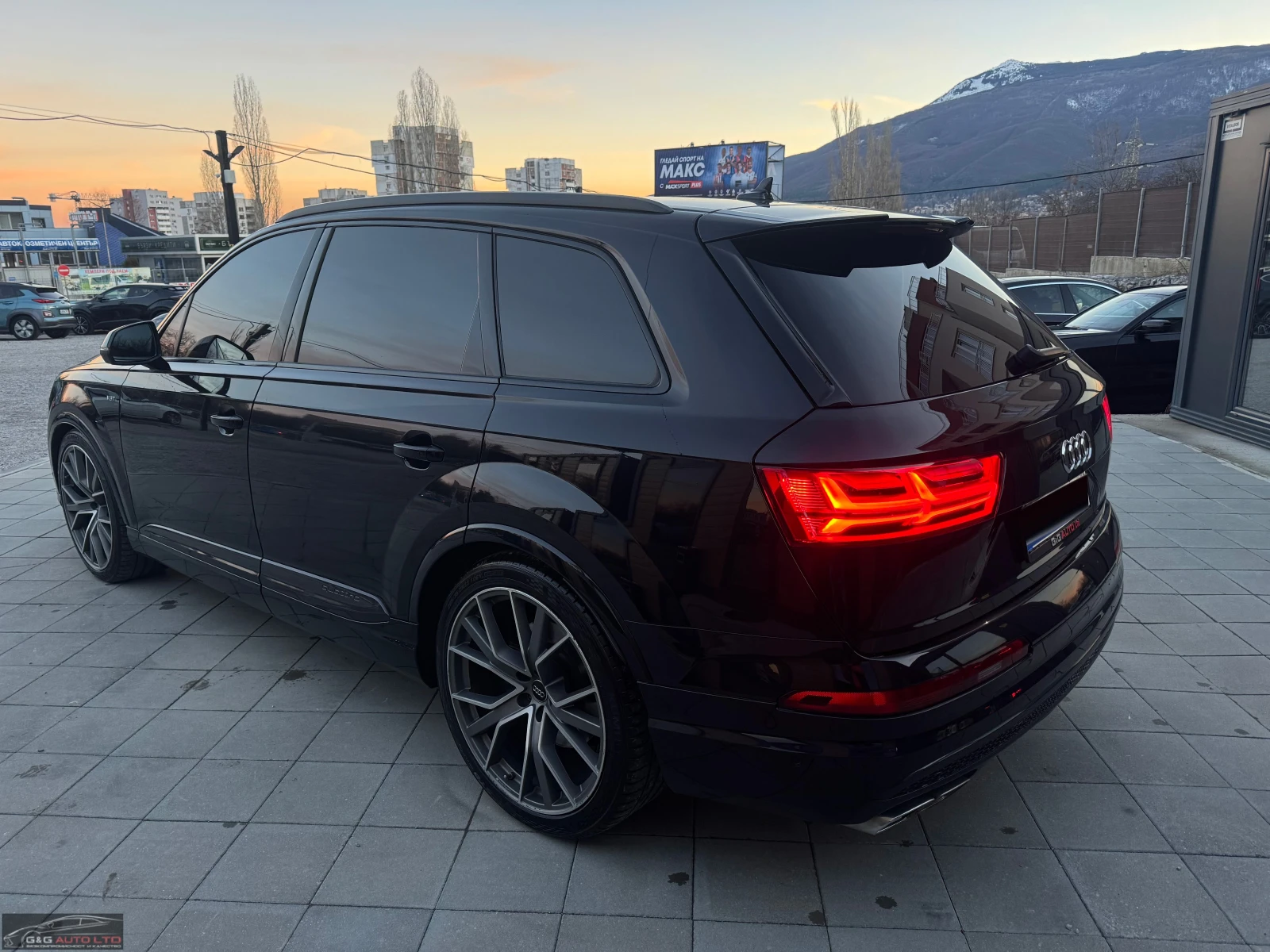 Audi SQ7 4.0 TDI/435HP/360/PANO/NAVI/BOSE/906а - изображение 3