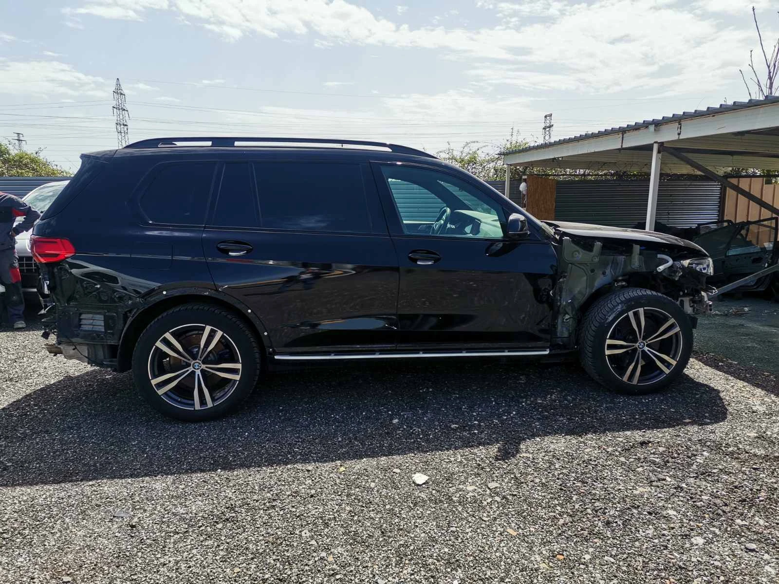 BMW X7  xDrive 40i - изображение 7