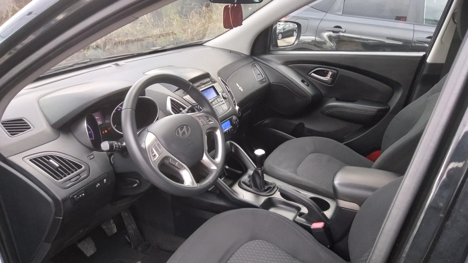 Hyundai IX35 2.0i 163кс. Бензин - изображение 6