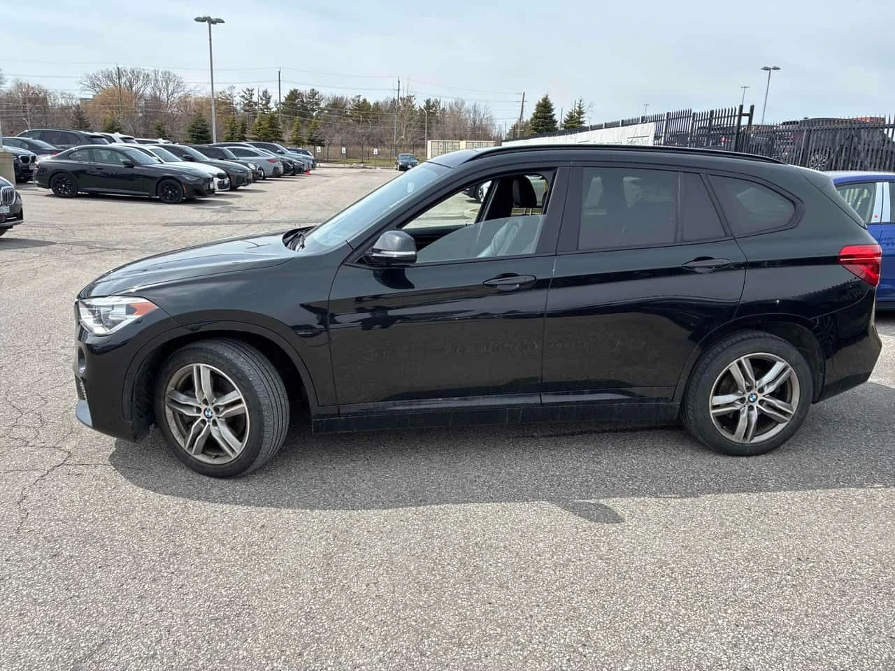 BMW X1  xDrive28i М Пакет /CAMERA/ПОДГРЕВИ, снимка 2 - Автомобили и джипове - 53978043