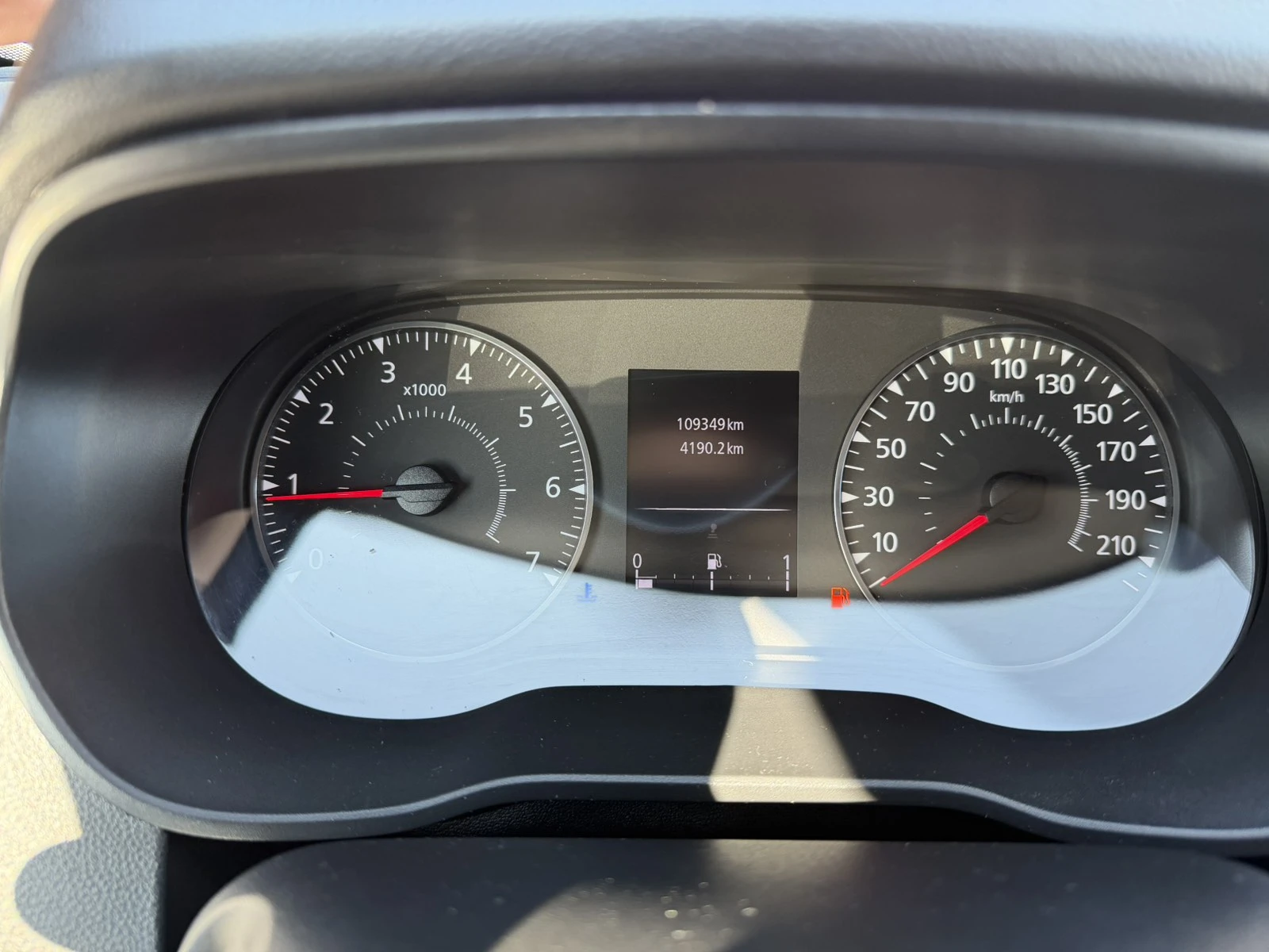 Dacia Duster 1.0 Tce/LPG/90k.c., снимка 17 - Автомобили и джипове - 54289227